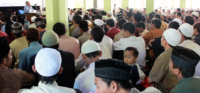 Taujih Pemateri, Kobarkan Jiwa Juang Dakwah Ribuan Peserta Liqo' Syawal HASMITaujih Pemateri Kobarkan Jiwa Juang Dakwah Ribuan Peserta Liqo' Syawal HASMI